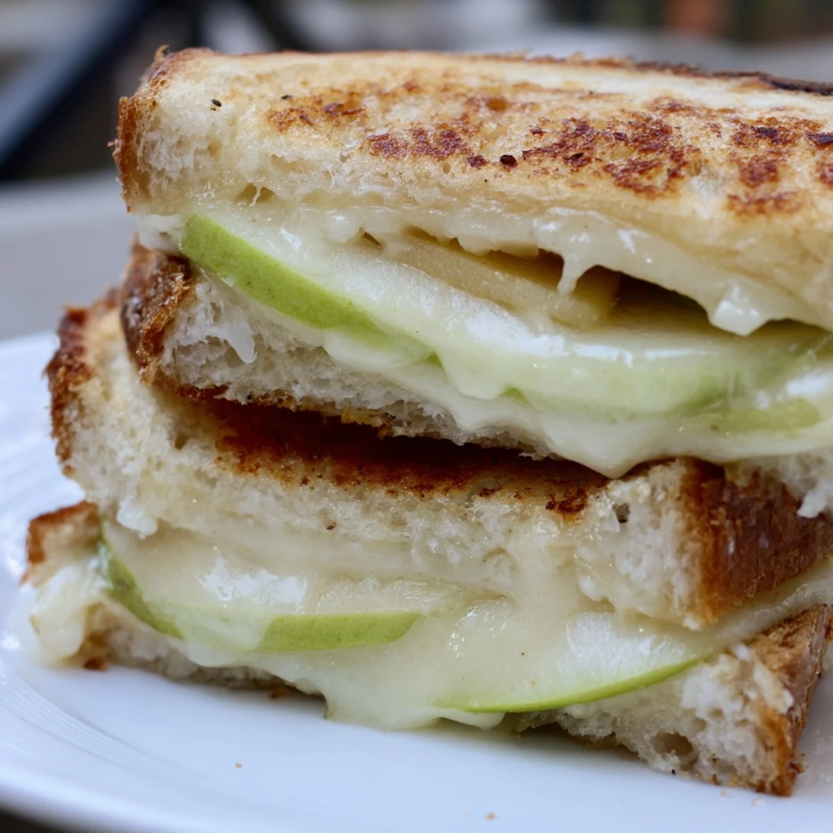 Brie Apple Grilled Cheese